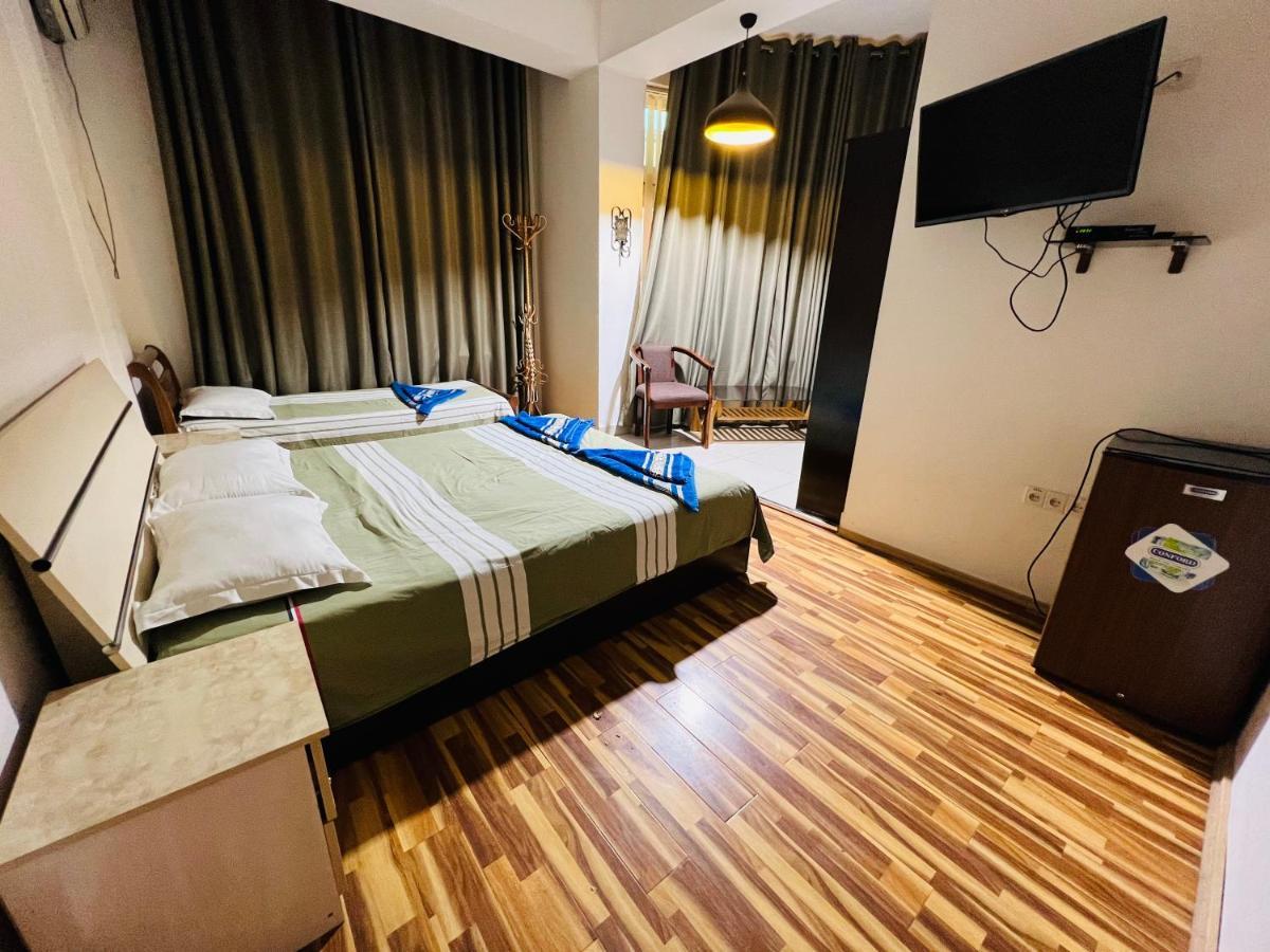 Hotel-Riverside ทาชเคนต์ ภายนอก รูปภาพ